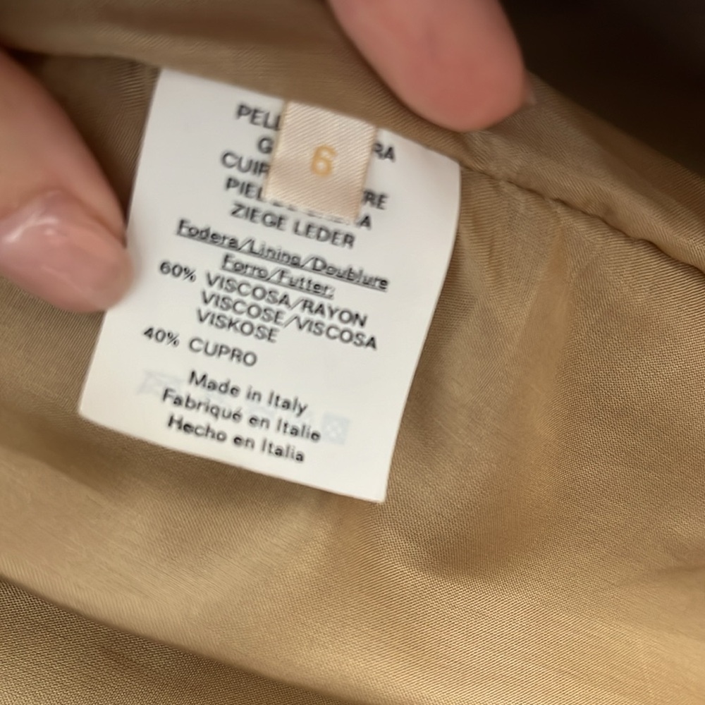 VINTAGE VALENTINO SUEDE TRENCH COAT - Picture 4 of 10